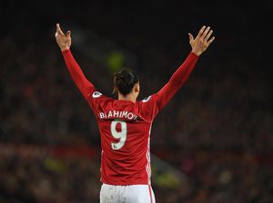 Smalling Inginkan Ibrahimovic Bertahan di Musim Depan
