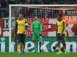 Arsenal Jadi Bahan Tertawaan, Wenger Didesak Pergi