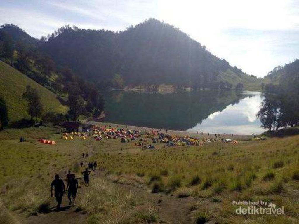 9 Fakta Menarik Gunung Semeru, Surganya Para Pendaki 9 Fakta Menarik Gunung Semeru, Surganya Para Pendaki
