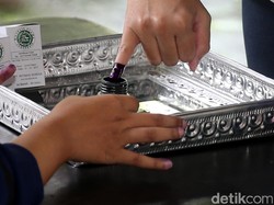 7 Cara Menghilangkan Tinta Pemilu 2024 di Jari agar Sholat Sah
