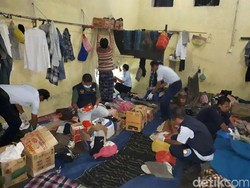 Ponsel, Alat Judi, hingga Gergaji Ditemukan di Lapas Mojokerto