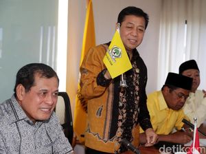 Akbar Dorong Munaslub, Novanto Siapkan Pleno