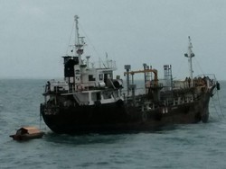 Kapal Tanker Berbendera Malaysia Diamankan di Perairan Batam
