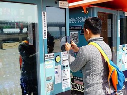 Di China, Belanja di Kaki Lima Sudah Tak Bayar Cash