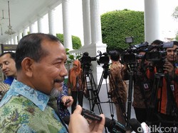 Pensiun dari Polri, Badrodin Haiti Aktif di Kegiatan Sosial