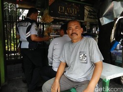 Warung di Malang ini Sediakan Makan Gratis Bagi Dhuafa Tiap Jumat