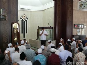 Salat Jumat di Kuningan, Anies Cerita Pengalaman 5 Bulan di Pilgub