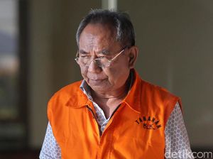 Pemeriksaan Lanjutan Charles Jones Mesang