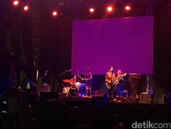 Bersuka Cita di Malam Sabtu Bersama Warpaint