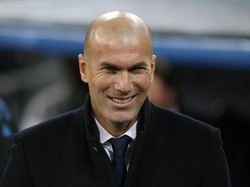 Zidane Komentari Kekalahan Telak Barca dari PSG