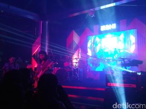 Gugun Blues Shelter Main di Java Jazz on The Move