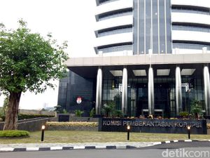 Kasus Bupati Mojokerto, KPK Panggil Presdir Tower Bersama Infrastructure Kasus Bupati Mojokerto, KPK Panggil Presdir Tower Bersama Infrastructure