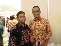 Anies Hadiri Resepsi Pernikahan Putri Politikus PKS