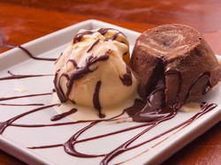 Kalau Lagi Ada di Serpong, Bisa Ngopi dan Makan Dessert Enak di Sini