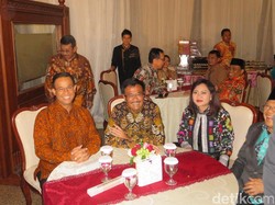 Gubernur Jomblo Bikin Duel Anies Vs Djarot Muncul Lagi