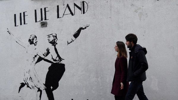 Melihat Donald Trump Berdansa ala La La Land