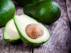 Chef Ini Memotong Alpukat Hingga Tampilannya Mirip Gambar Pixel