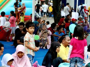 Warga Cirebon Tumpah Ruah di Pesta Datsun