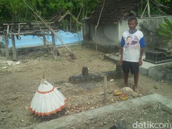 Jenazah Berkalung Serban di Gunungkidul Yogya Dimakamkan Kembali