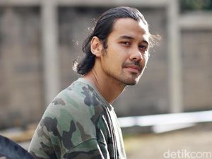 Chicco Jerikho Ubah Pola Hidup Usai Lewati Kritis Gegara Virus Chicco Jerikho Ubah Pola Hidup Usai Lewati Kritis Gegara Virus