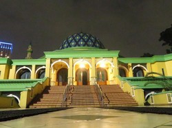 Jelang Aksi 212 di Gedung DPR, Masjid Al-Bina Senayan Sepi