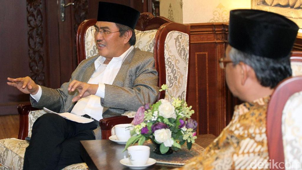 Jimly Asshiddiqie Bertemu Ketua DPD Jimly Asshiddiqie Bertemu Ketua DPD