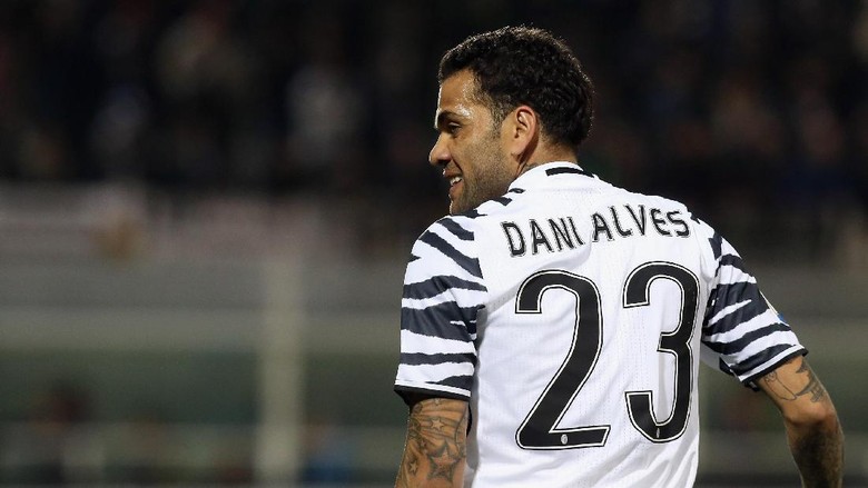 Iniesta: Perjumpaan dengan Dani Alves Akan Luar Biasa Iniesta: Perjumpaan dengan Dani Alves Akan Luar Biasa