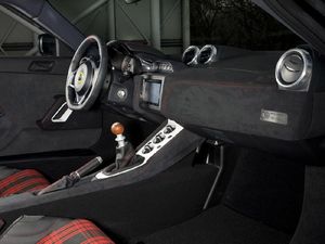 7 Tahun Mangkrak di Dealer, Mobil Ini Akhirnya Laku Dijual