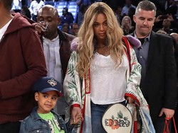 John Mayer Ingin Pinjam Outerwear Rp 293 Juta Milik Beyonce