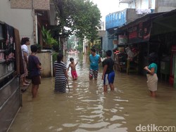 Pemkot Jaktim Desak Kementerian PU Rampungkan Turap di Kali Sunter