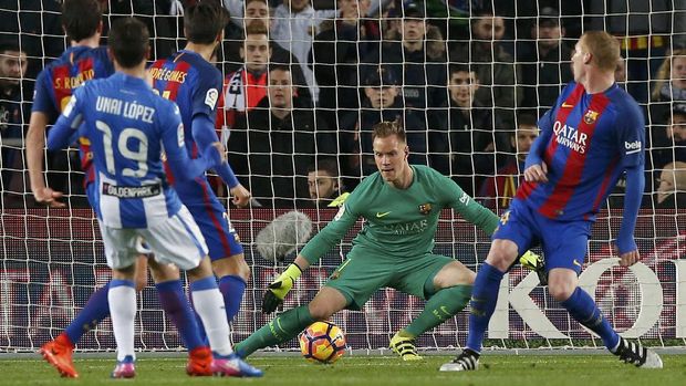 Penalti Messi di Menit 90 Menangkan Barca