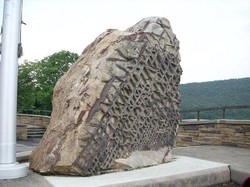 Batu Waffle yang Misterius di AS