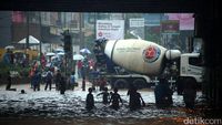 Kolong Tol JORR Kalimalang Tergenang Air