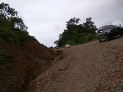 Berkah Trans Papua: Biaya Angkut Barang Bakal Lebih Murah