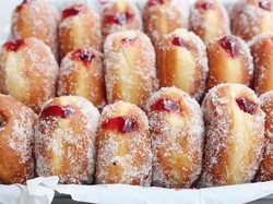 Ini 8 Rekor Donat di Dunia Versi Guiness World Records (2)