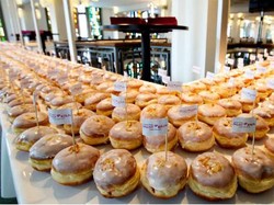 Ini 8 Rekor Donat di Dunia Versi Guiness World Records (1)