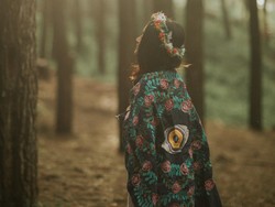 Simbol Mata dan Yin Yang di Karya Psychedelic Rossyta Wahyutiar