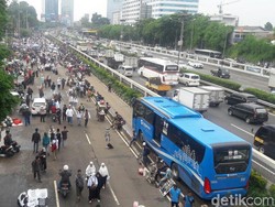 Massa Aksi 212 Membubarkan Diri, Lajur TransJ Dibuka Lagi