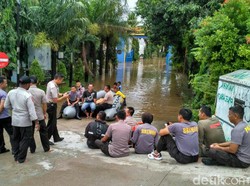Banjir di Depok, SD Negeri Tugu 10 Diliburkan