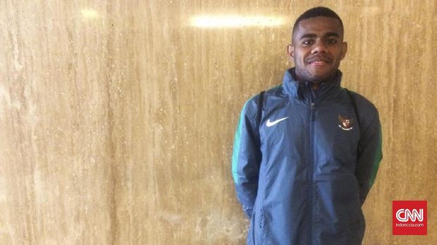 Yabes Roni menjadi salah satu pemain Timnas Indonesia U-22 yang sering mengocok perut rekan-rekannya.