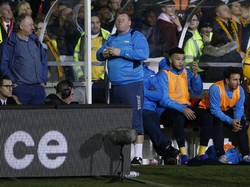 Wayne Shaw pun Menikmati Pai Saat Sutton Melawan Arsenal