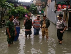 Banjir Kunciran Tutup Akses SD, Aktivitas Belajar Tak Terganggu