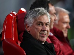 Acungkan Jari Tengah pada Suporter Lawan, Ancelotti Tak Dihukum