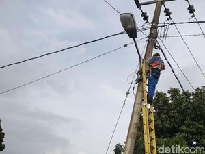 Konsumsi Listrik Mulai Melonjak Usai Lebaran Konsumsi Listrik Mulai Melonjak Usai Lebaran