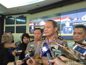 Irjen Arief Minta Izin Pegang Senjata Anggota Polri Diperketat Irjen Arief Minta Izin Pegang Senjata Anggota Polri Diperketat