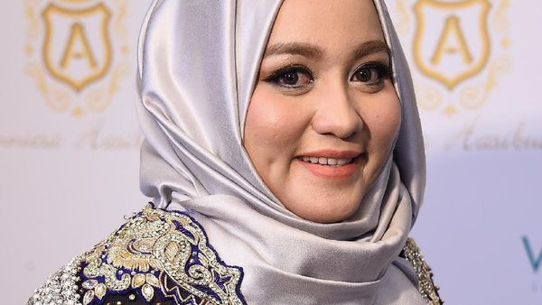 Foto: Desainer Anniesa Hasibuan, Bos First Travel yang Ditangkap Polisi