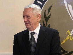 Menhan AS Yakinkan Baghdad: Trump Tak Akan Menyita Minyak Irak