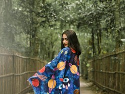 Rossyta Wahyutiar, Si Seniman Muda Psychedelic