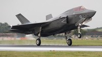 Teori di Balik Jet Tempur Siluman F-35 'Terluka' di Langit Iran