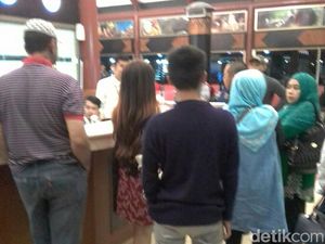 Sriwijaya Air Rute Jakarta-Surabaya Delay 3 Jam, Penumpang Protes